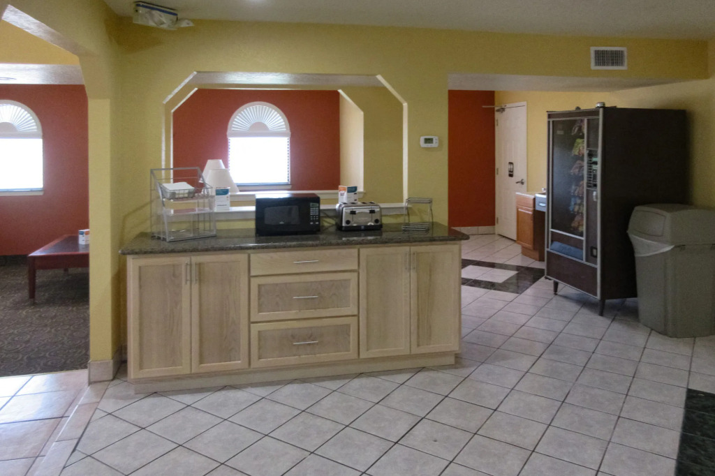 Econo Lodge Near Lackland Air Force Base-SeaWorld