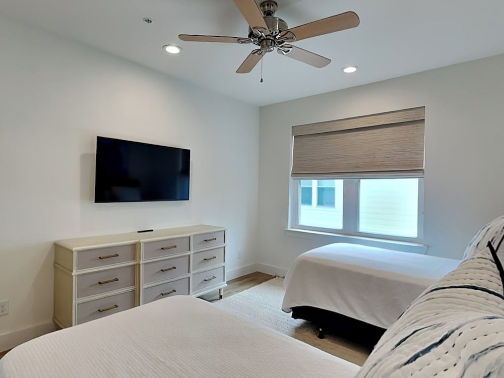 Cottages at Old Bay #5 by Southern Vacation Rentals