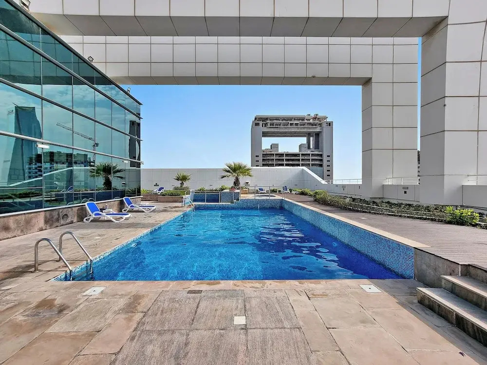 Silkhaus | Reef Residences