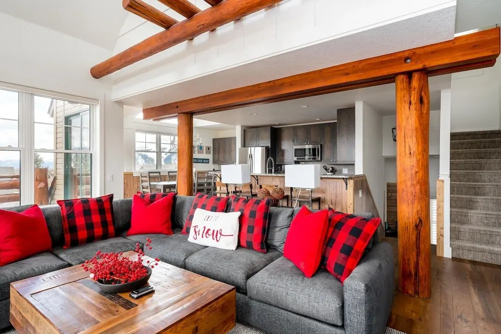 Saddle Ridge D1 3 Bedroom Condo by Moonlight Basin Lodging