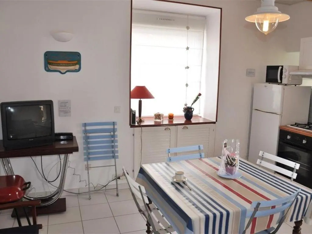 Maison bretonne à 200m de la plage Saint-Guirec, Ploumanach, 2 chambres, jardin fermé - FR-1-368-124