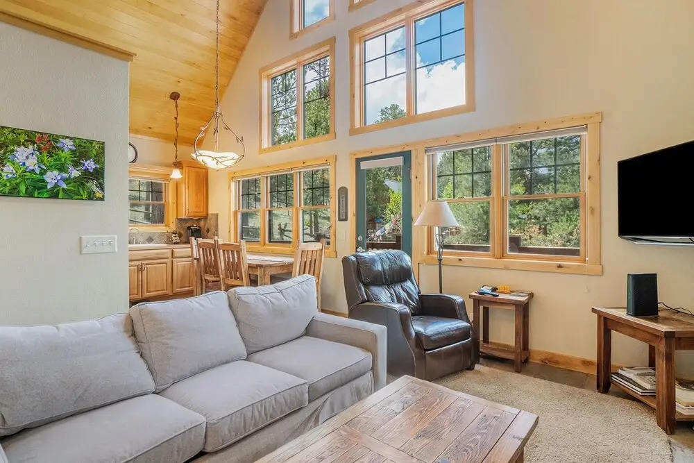 Solitude Bobcat #5- Estes Park 2 Bedroom Condo by RedAwning