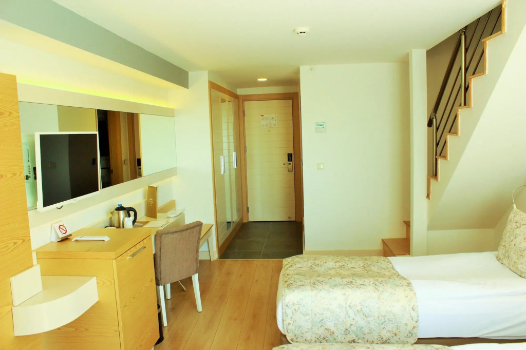 Glamour Resort & SPA