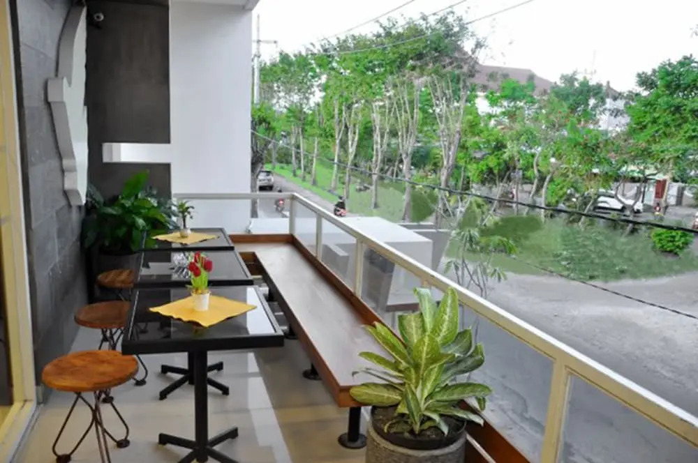 OYO 155 Metro House