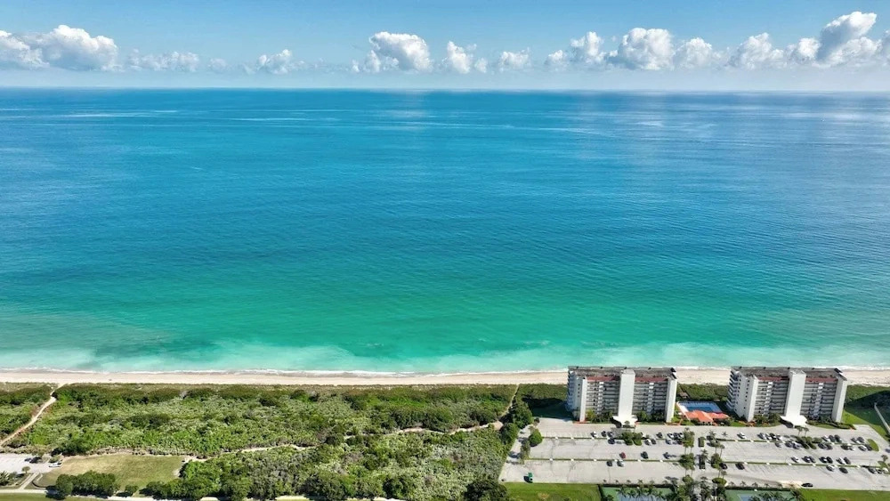 Beachbound 2BR Apt 1282