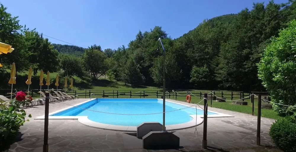 Отель В Agriturismo La Ferraia