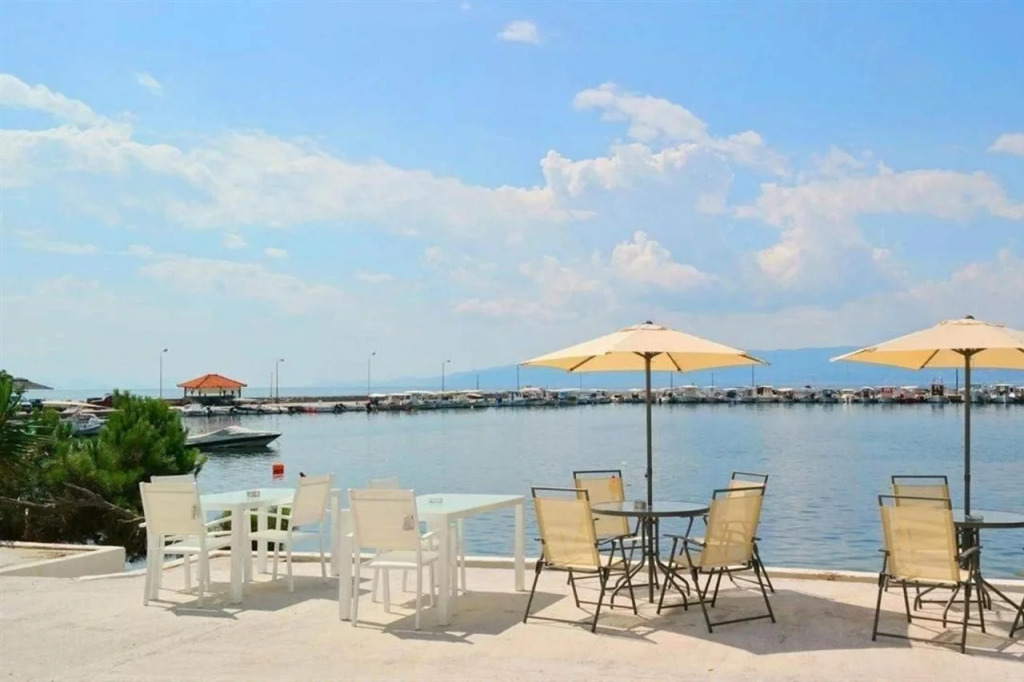 Porto Evia Boutique Hotel