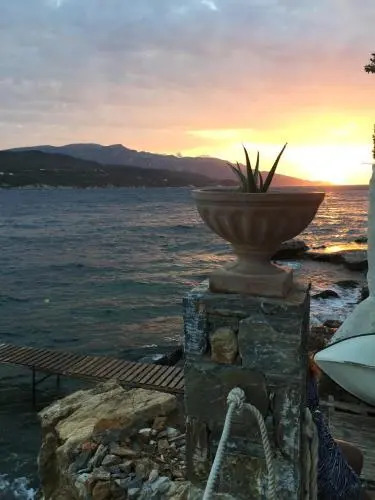 Aparthotel 4 Stars Samos