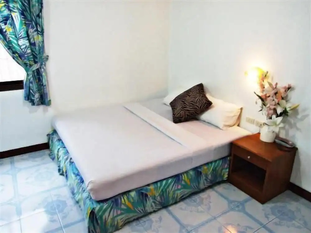 โรงแรมสุขวิไล Sukwilai Hotel