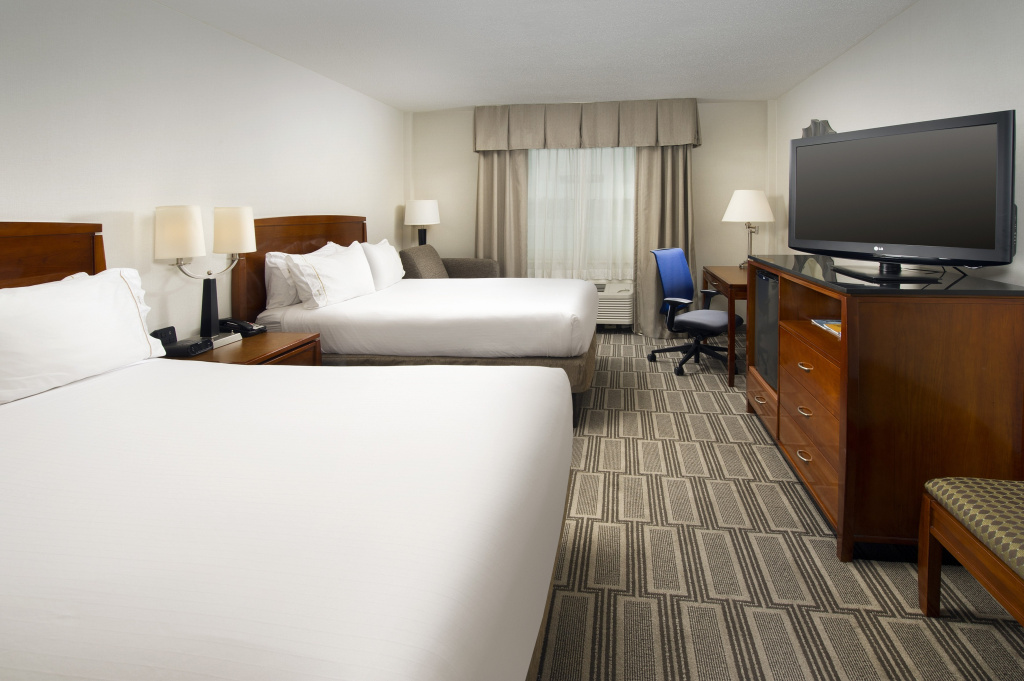 Holiday Inn Express Baltimore at the Stadiums by IHG