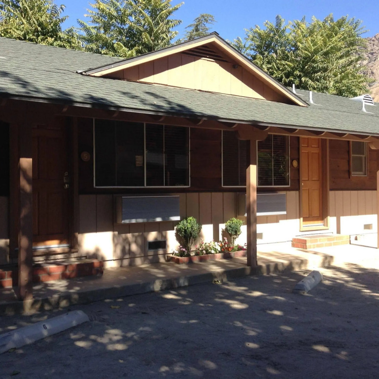 Sequoia Lodge