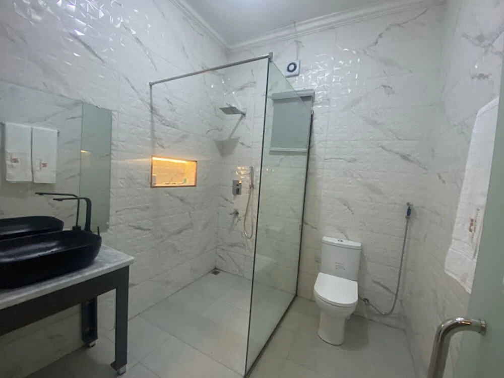 Hopeland Hotels