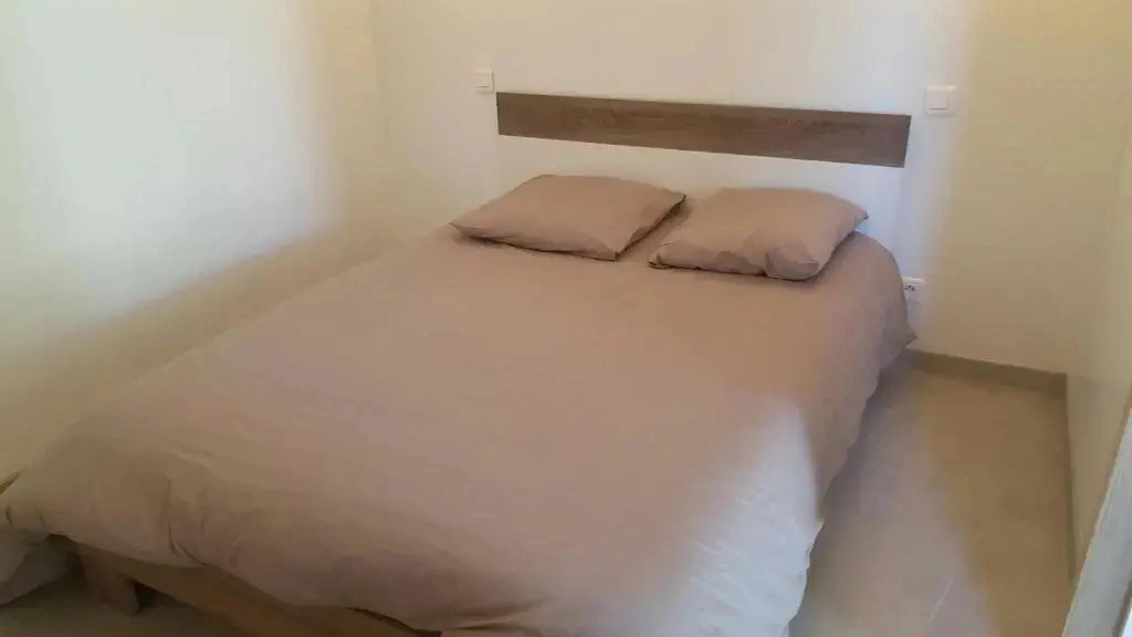 T2 De 45 M2 Sur Porticcio Avec Jardin