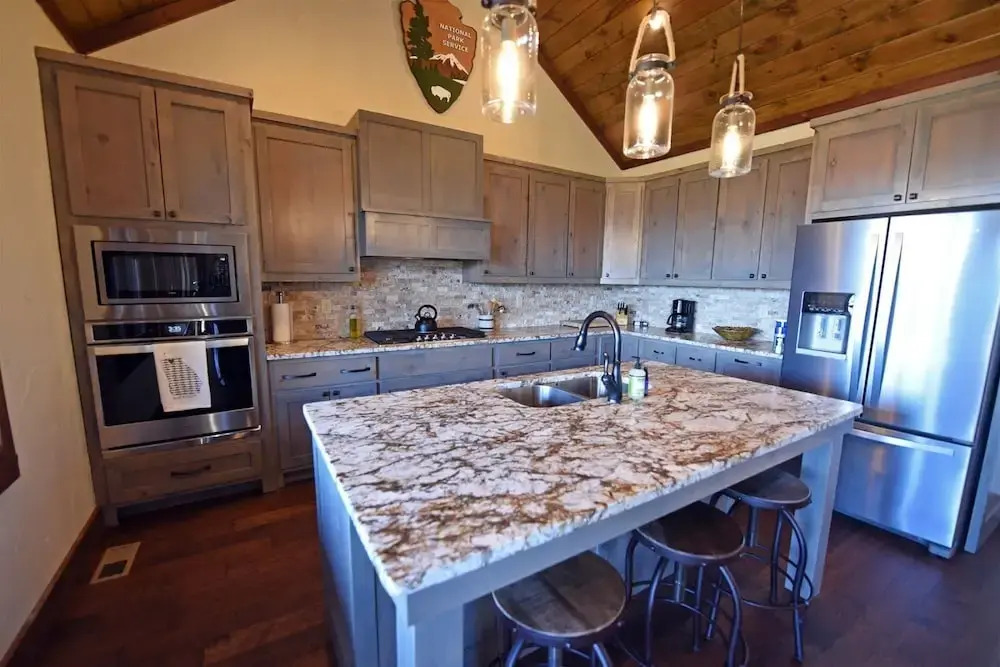 High Ridge Lodge- Epworth GA