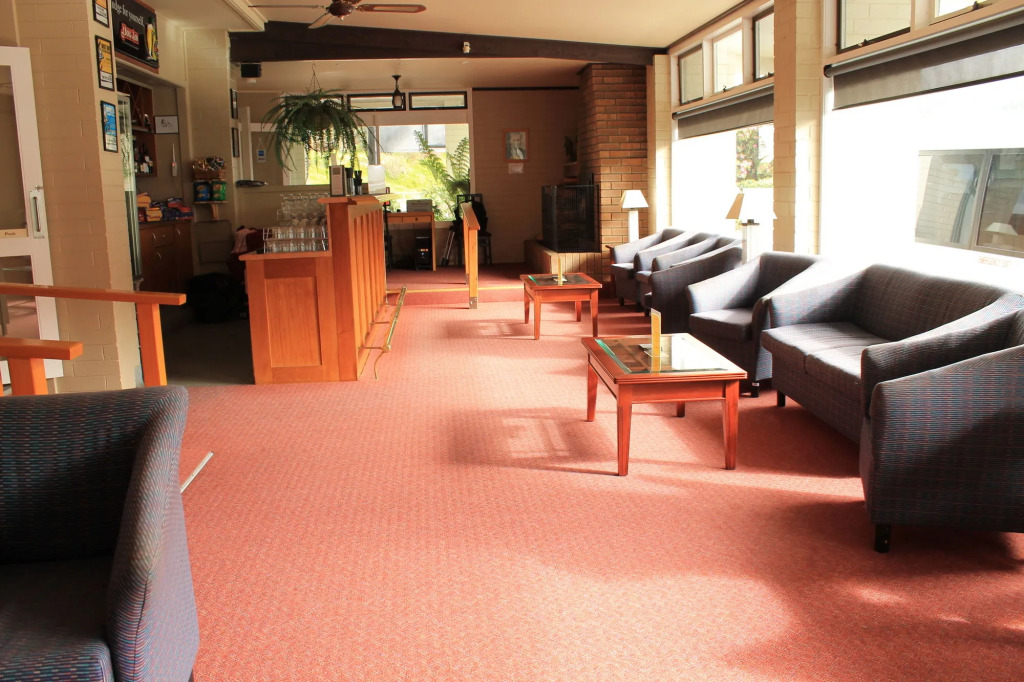 West Coaster Motel