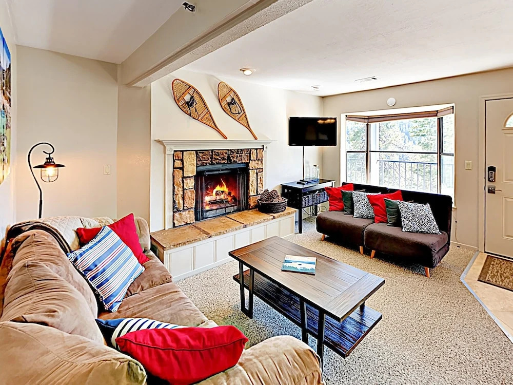 754 Stateline - 1 Br Condo