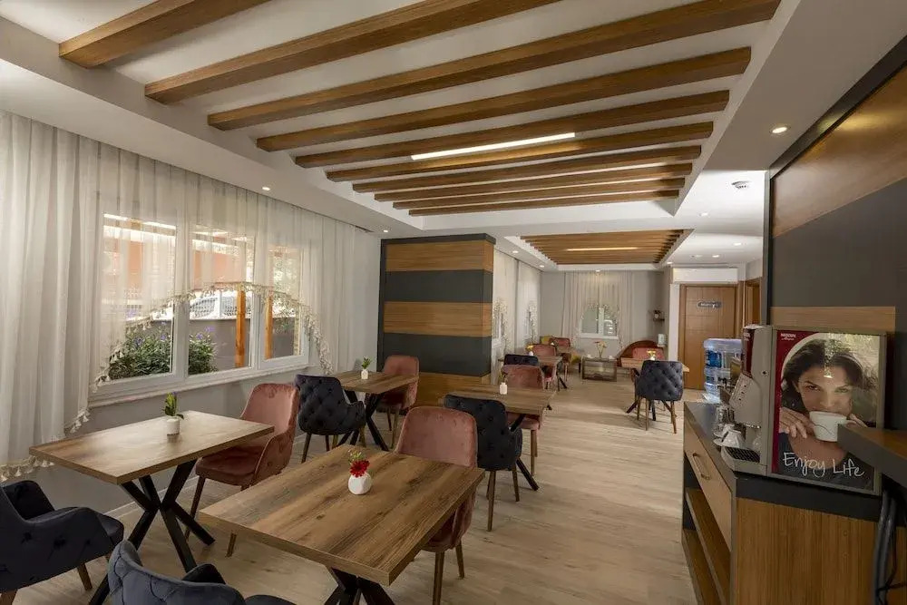 Toprak Otel