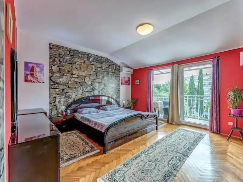 Apartments Mustapic