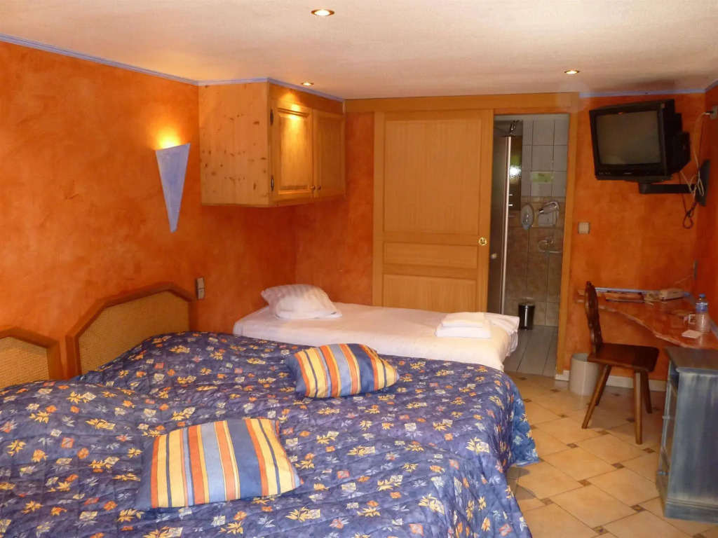 Hotel Restaurant Les Pins logis
