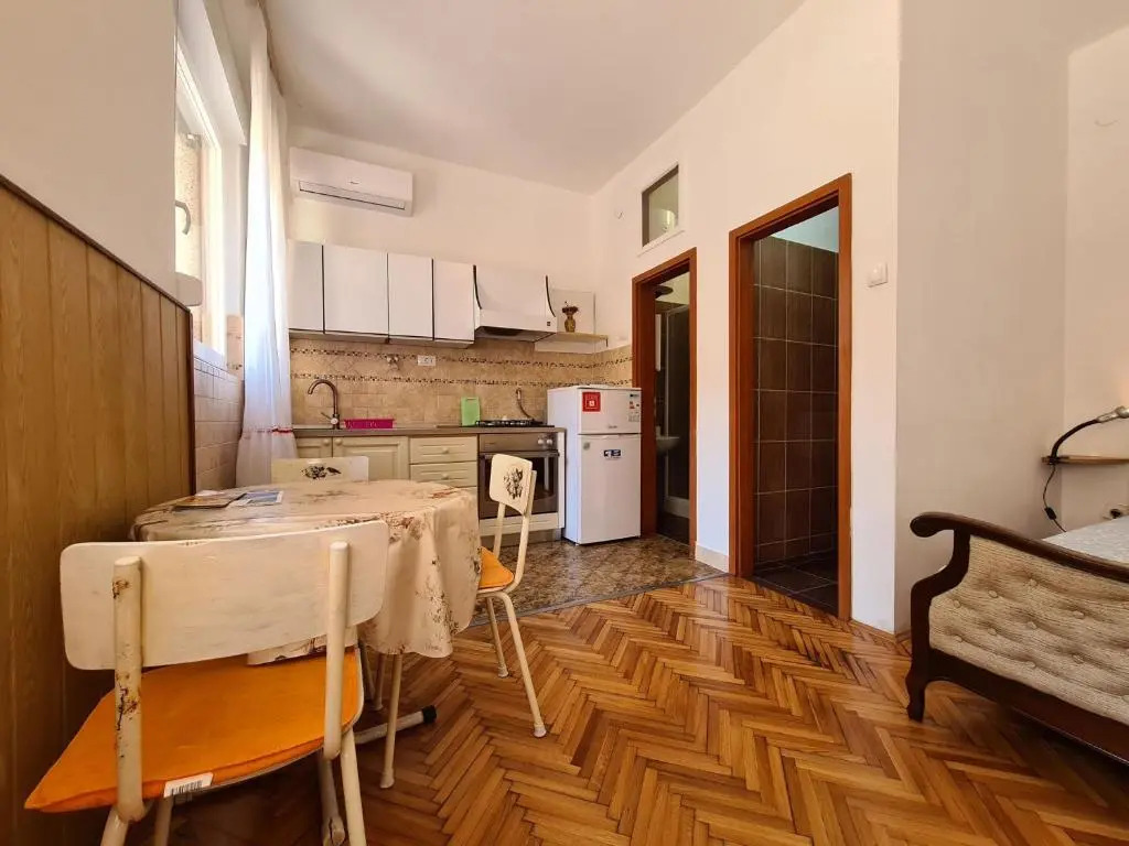 Apartments Mare