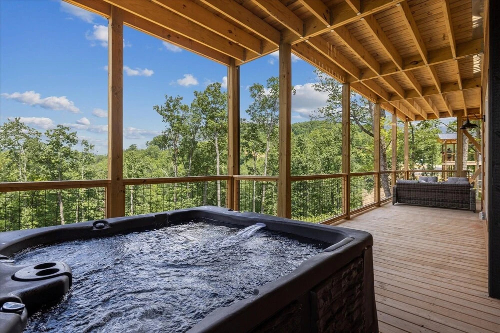 Victoria's Secrets 5 Bedroom Cabin by RedAwning