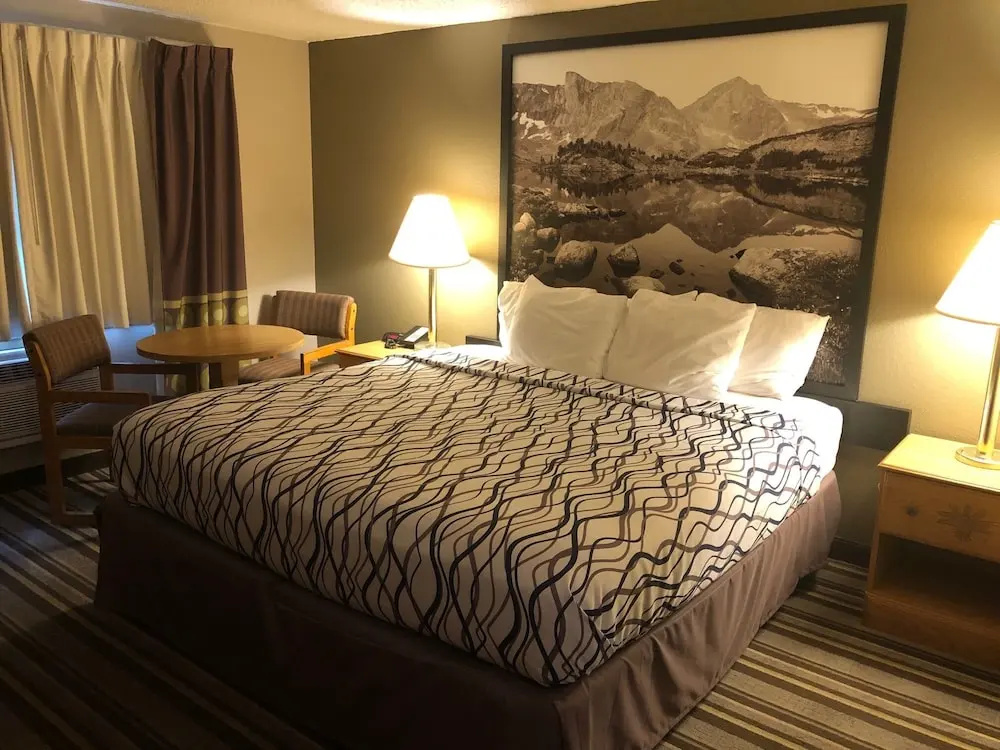 Wyo Inn