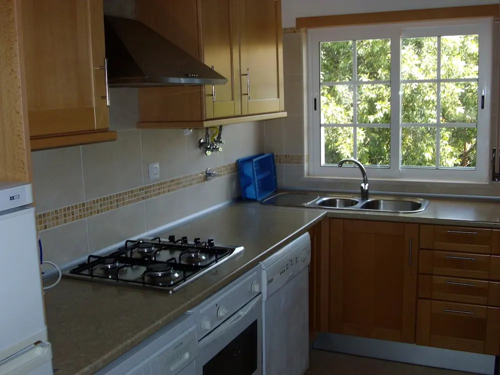 Beautiful 2-bed Apartment in Olhos de Agua