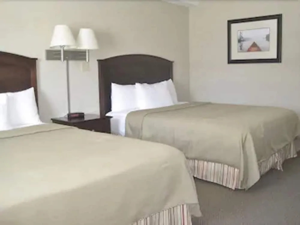 La Place Rendez-Vous Hotel