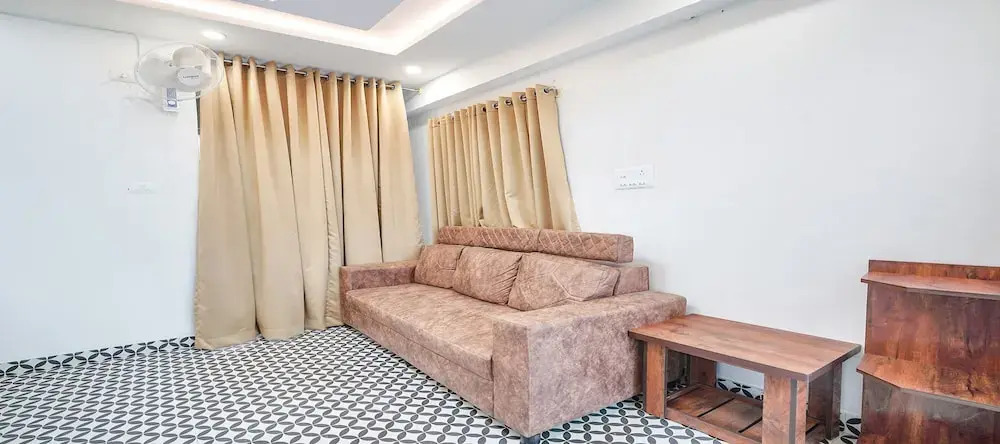 FabHotel Vasatiya & Suites