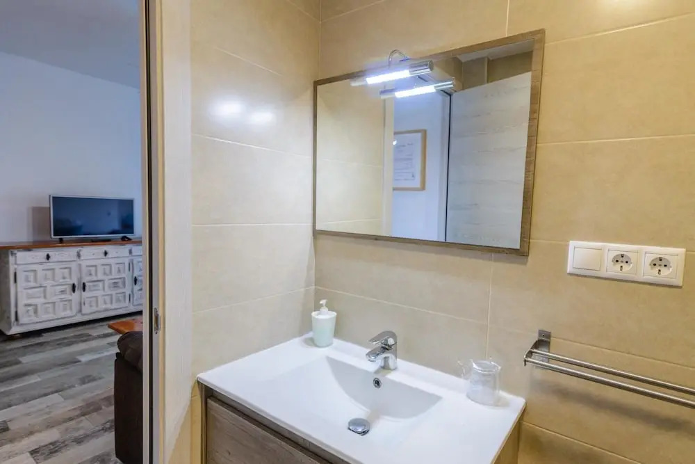Benal Beach 907 - First Line Beach 2BR Apartment in Benal Beach Resort with Water park.