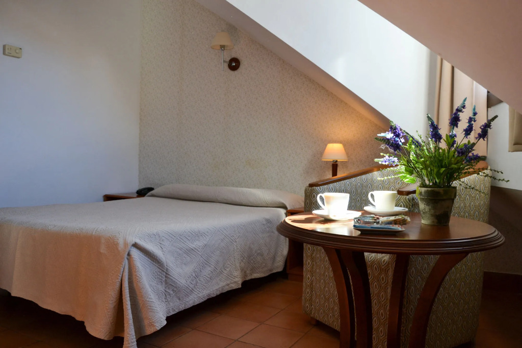 I AM La Posada Hotel and Apartment