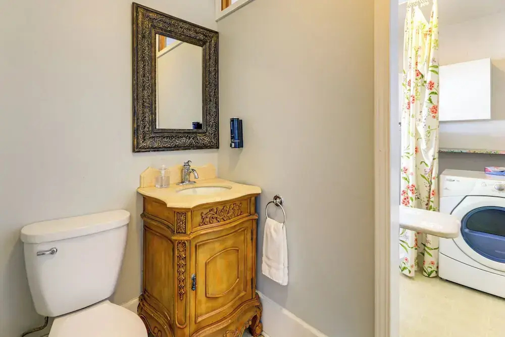 1 Mi to Historic District! Family Home in New Bern