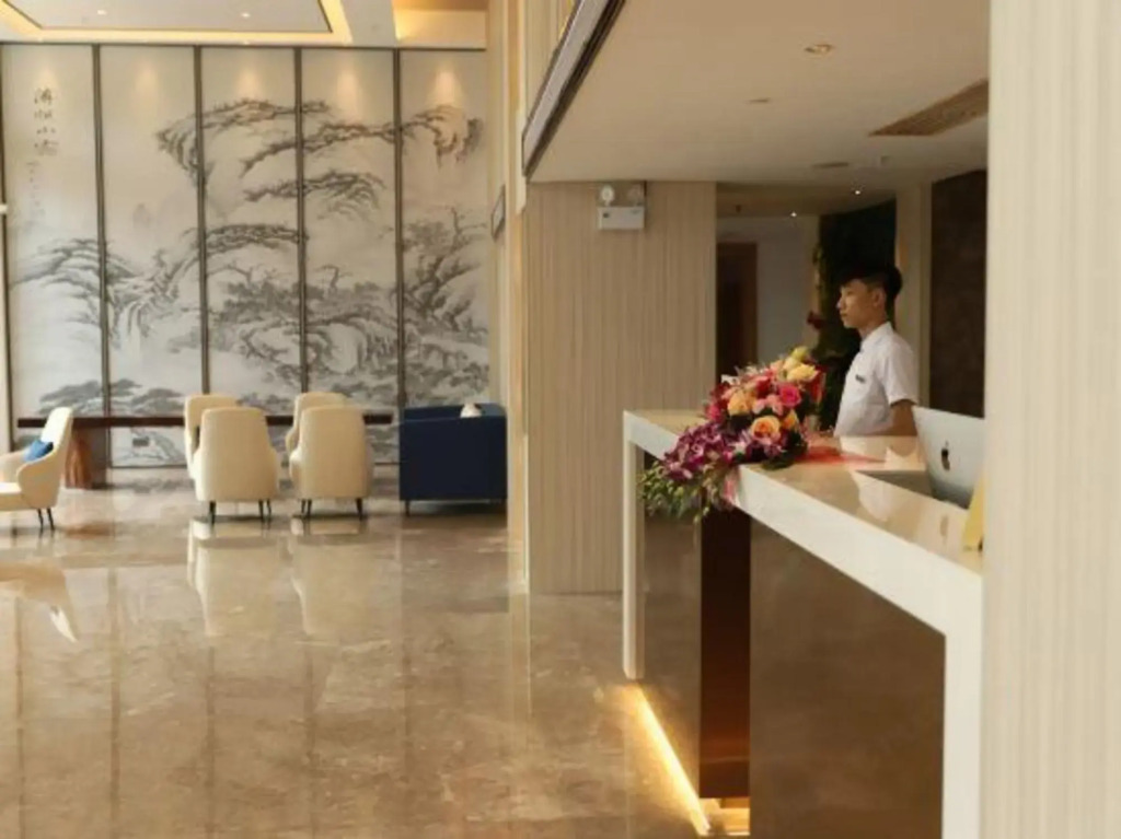 Zhuobei Baili Hotel (Jieyang High-speed Railway Station)