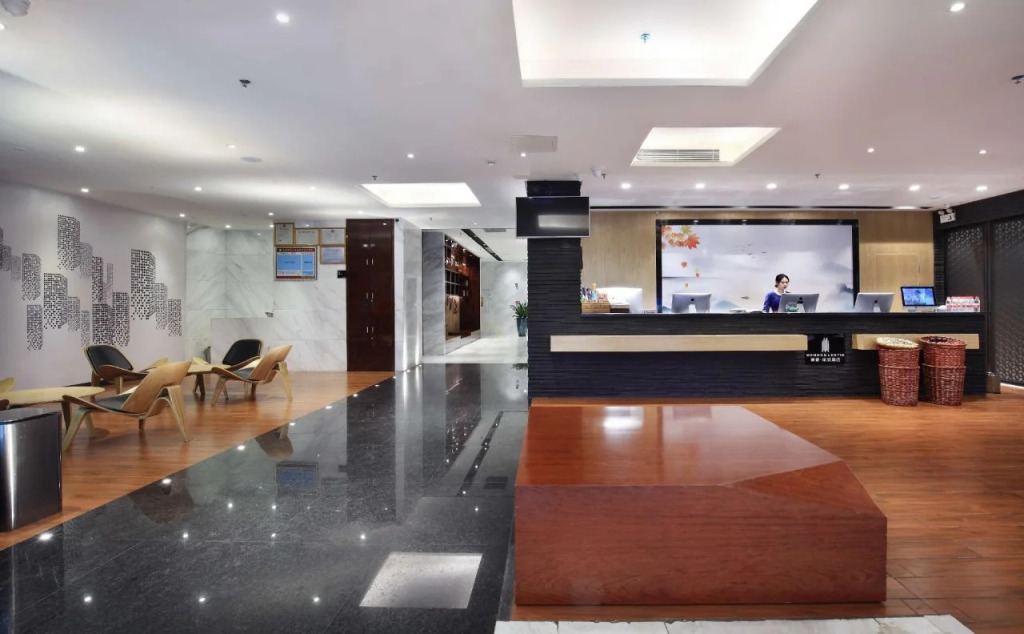 Mehood Lestie Hotel