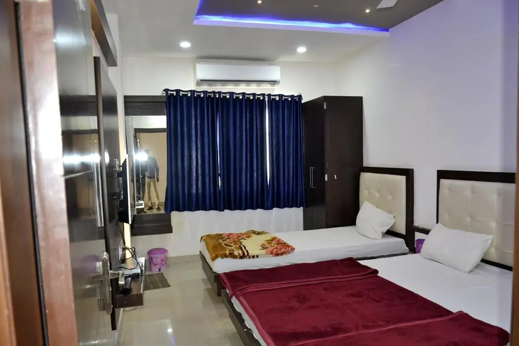 Hotel Shreeji Palace