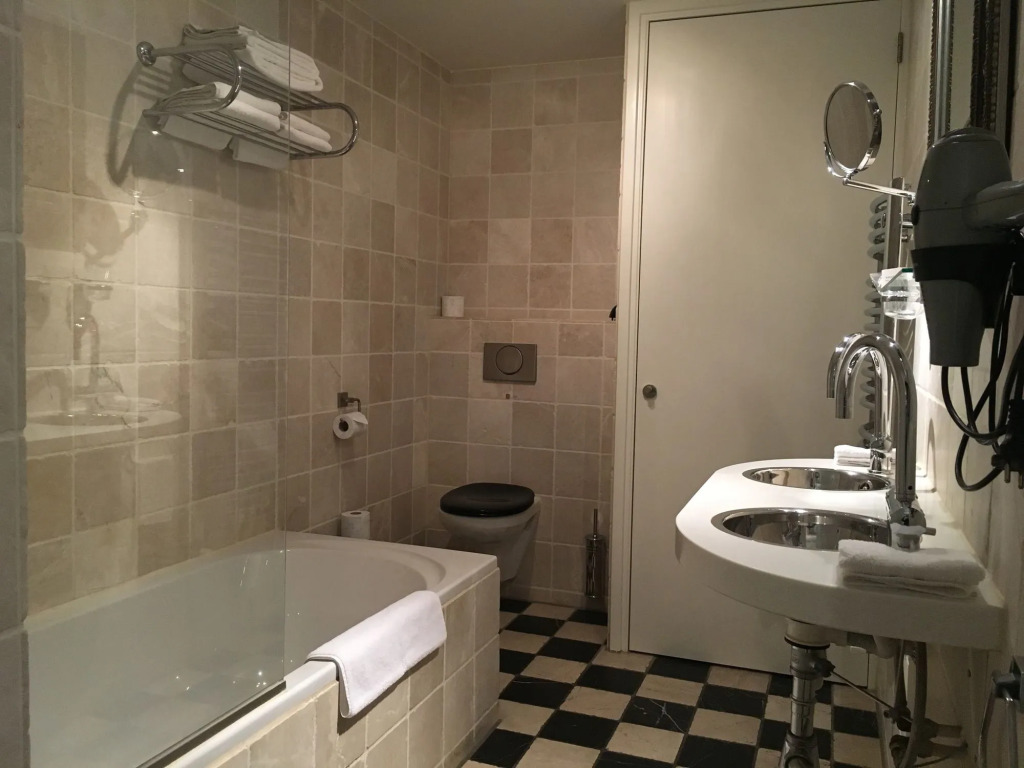 Dutch Masters Short Stay Apartments