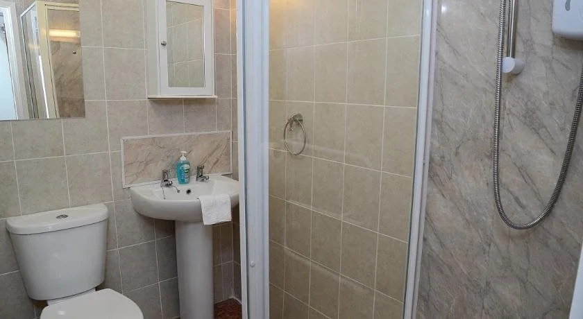 Lynmoore Guest House