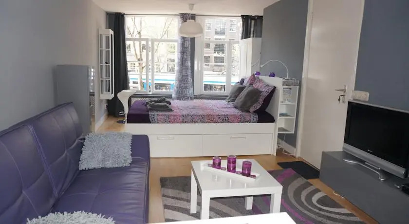 Down Town Apartment
