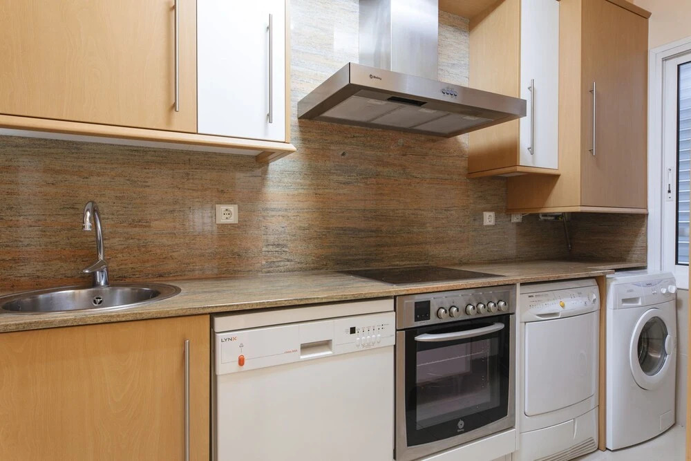 T&H Les Ones Family Apartments