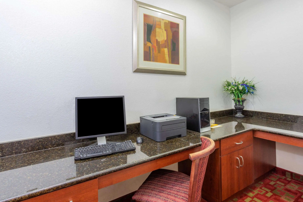 La Quinta Inn & Suites by Wyndham St. Augustine