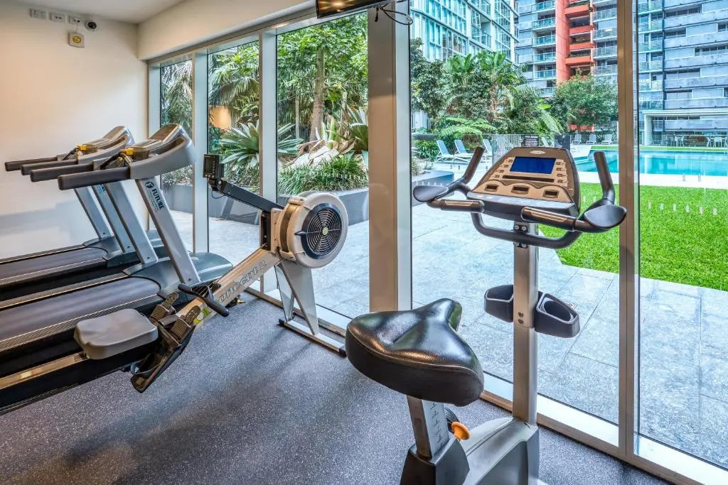 Chic Inner City Position 2 bedroom apartment with Parking By Serain Residences
