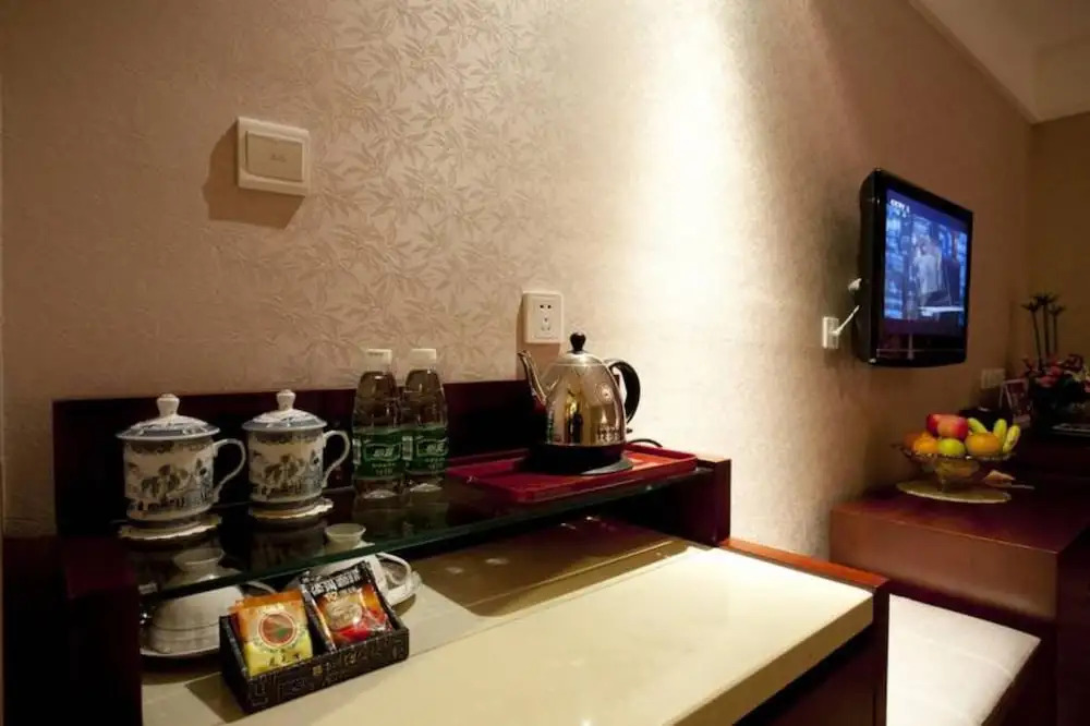 Jinhe Hotel