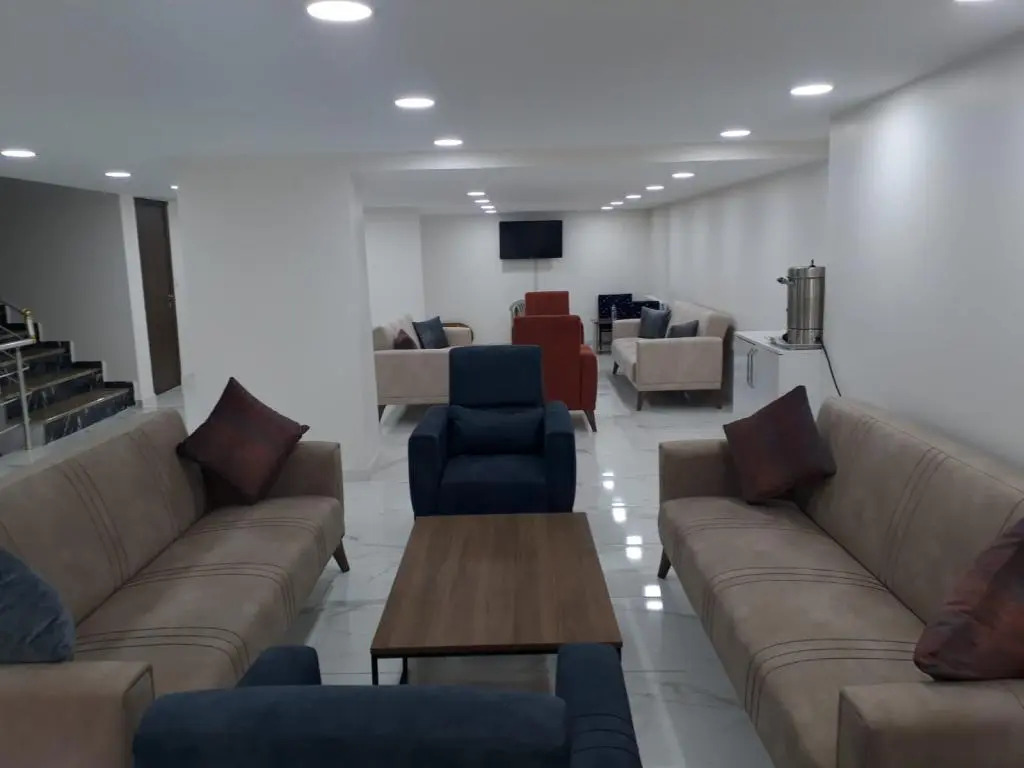 Toprak Hotel