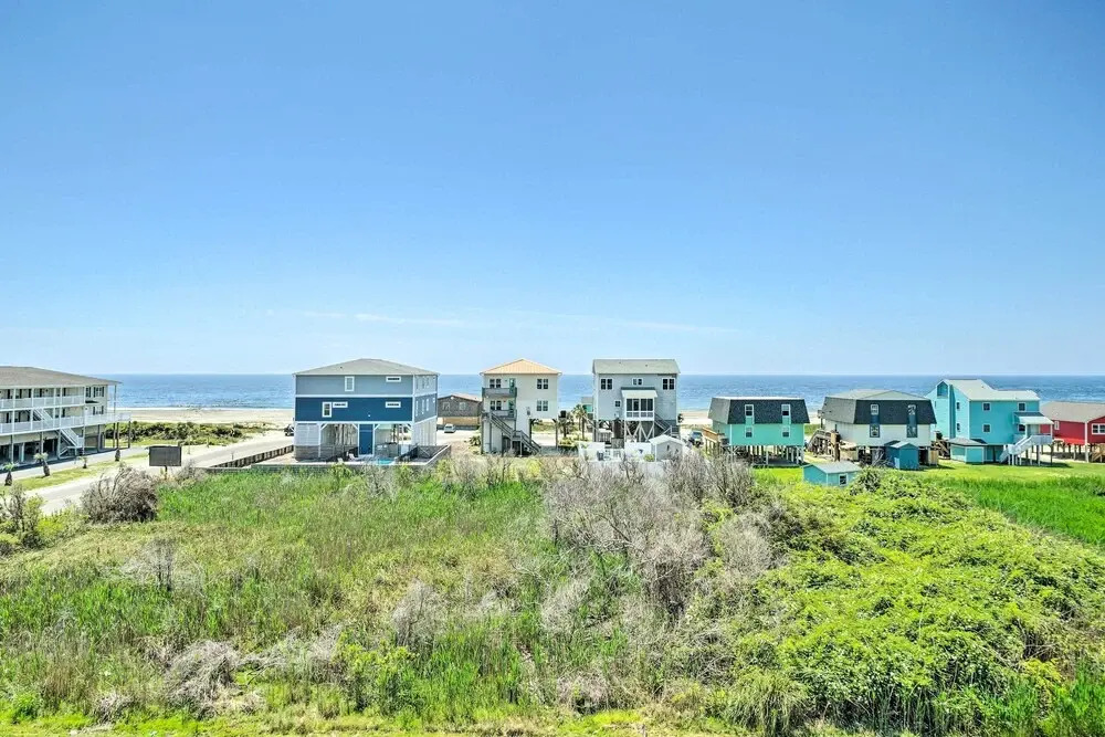 Ocean-view Oak Island Condo, 1 Block to Beach!