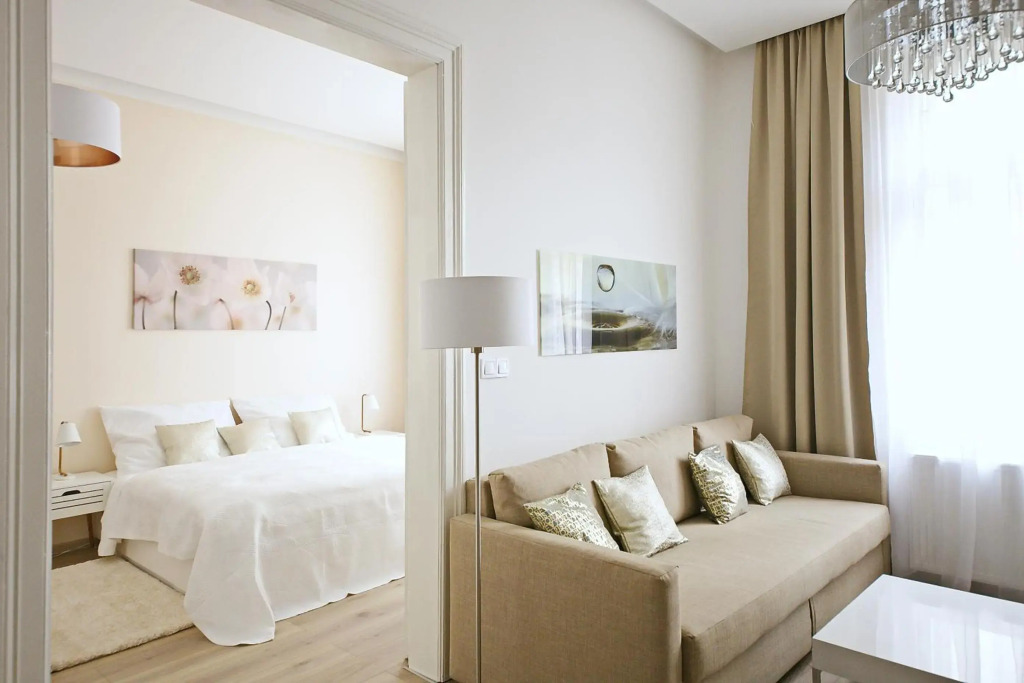 Luxury Center Apt. Charles bridge walking distance
