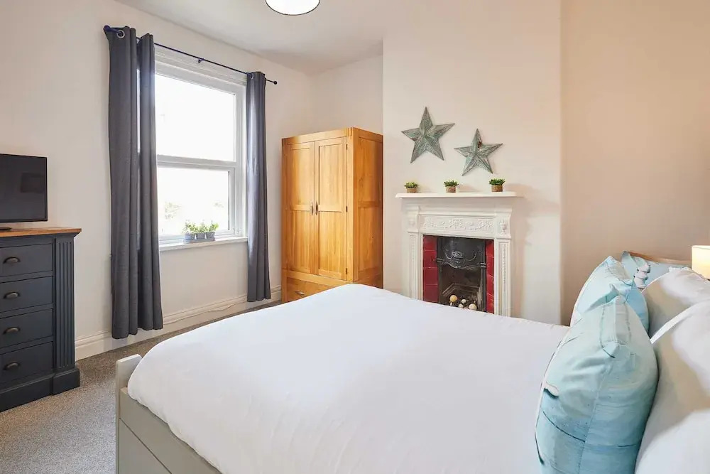 Host Stay Seashells