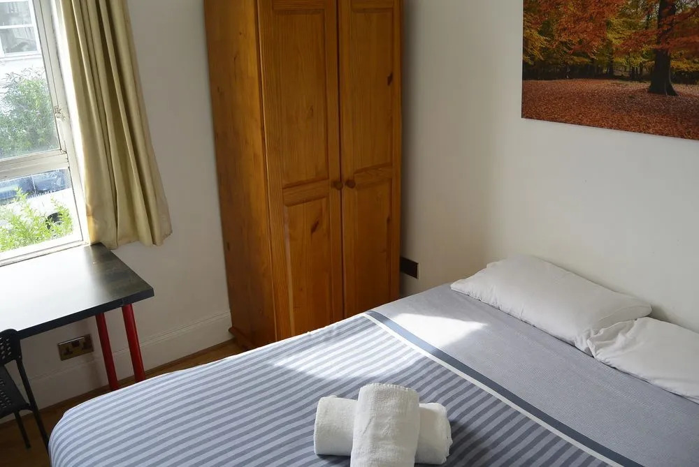 Rooms at 175