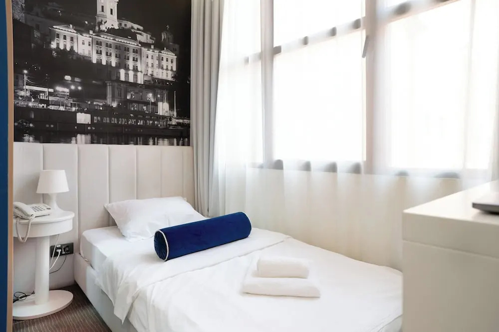 Hotel Passport