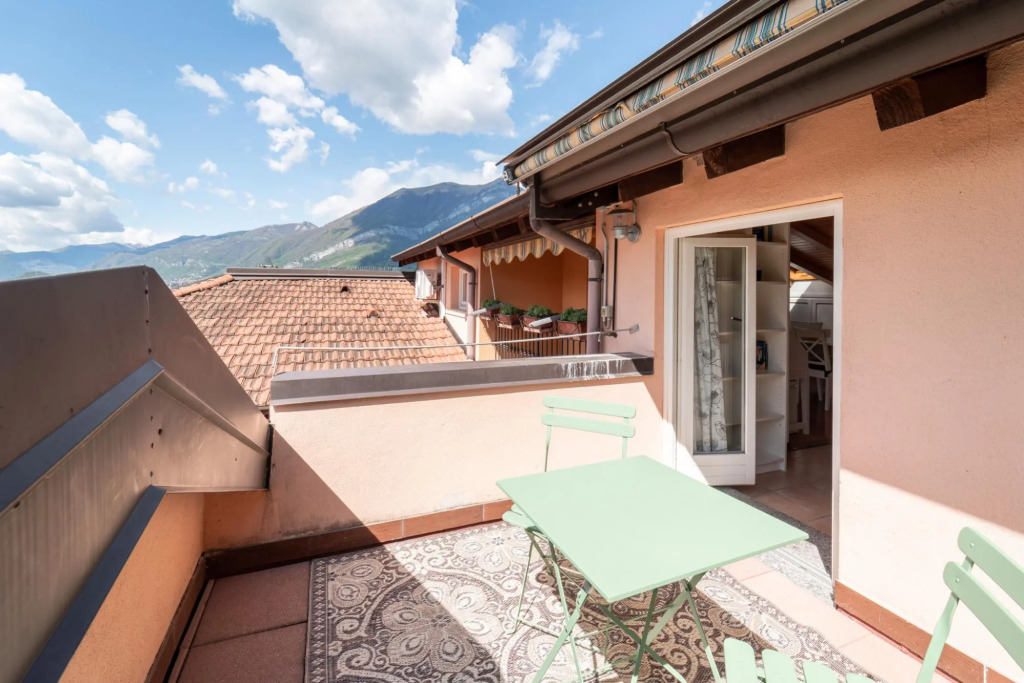 Bellagio Apartment