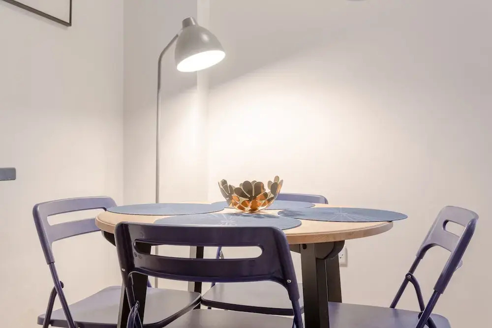 Lovely Modern Studio In Limehouse